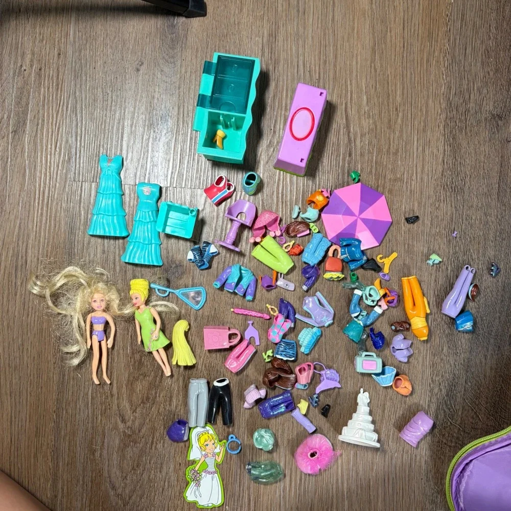 Vintage 2004 Polly Pocket Carrying Case‎ Lot Dolls Clothes Accessories Tara Toy